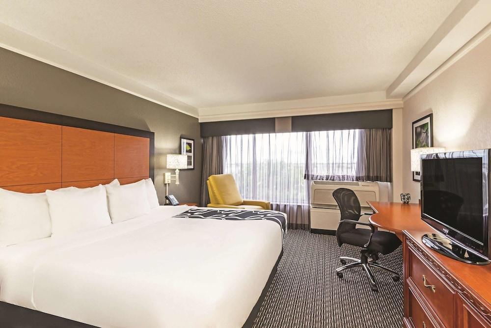 La Quinta By Wyndham New Orleans Airport Hotel Kenner Buitenkant foto