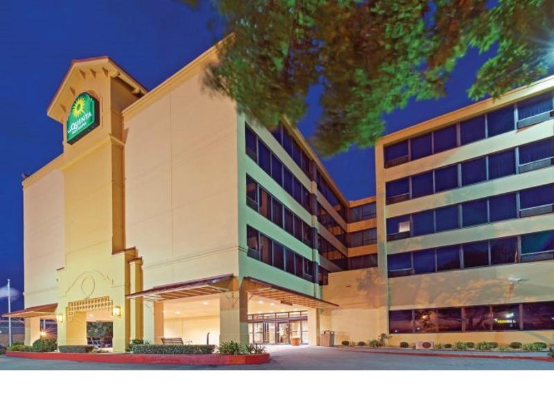 La Quinta By Wyndham New Orleans Airport Hotel Kenner Buitenkant foto